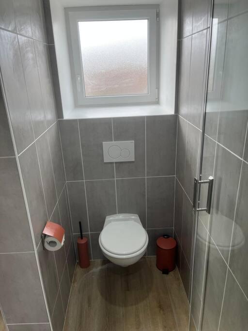 Verdi Studio Cosy Au Calme Parking Gratuit Chasse-sur-Rhône Exterior foto
